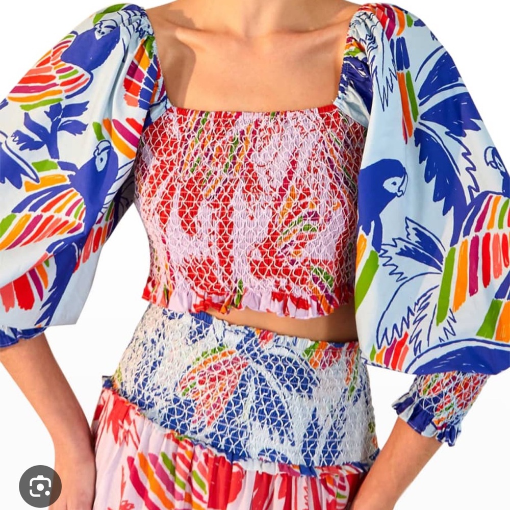 FARM Rio Mixed Birds Puff Sleeve Smocked Top